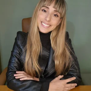Cita MUY URGENTE con María Cardona
